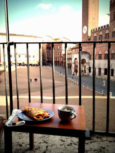 MorningOmelet.Balcony.Siena