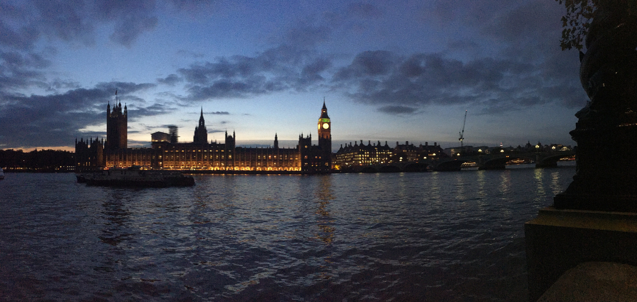 Across Thames to Houses of Parliament and Big Ben